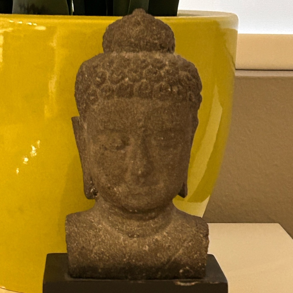 Stone Buddha Head Sculpture - Picture 6 of 9